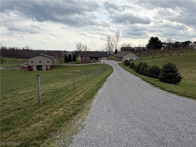 /international/us/4876-township-road-628-millersburg-oh-110107501345/