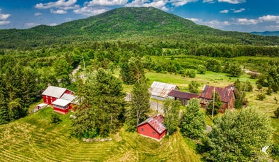 /international/us/723-hardy-road-wilmington-ny-110100355721/