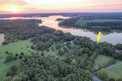 /international/us/holly-bluff-drive-lot-b-franktown-va-110102402964/