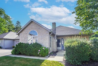 /international/us/4039-tannybrooke-lane-nw-unit-c-canton-oh-110100810885/