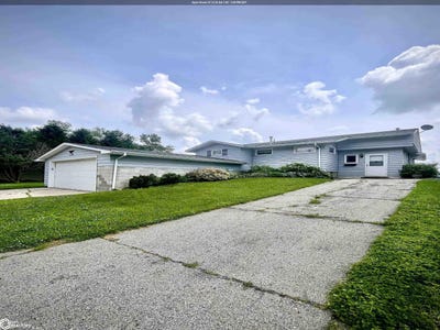 /international/us/306-e-lake-st-ventura-ia-110097915823/