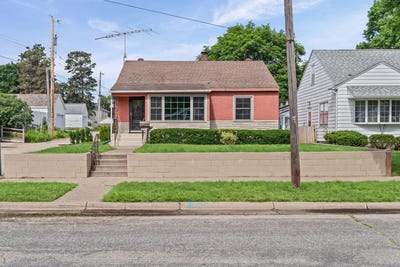 /international/us/1234-20th-street-s-la-crosse-wi-110108917223/