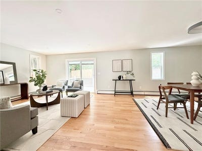 /international/us/7-simmons-road-barrington-ri-110101314035/?lang=zh-cn
