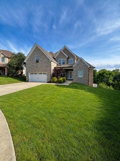 /international/us/501-hawks-nest-point-lexington-ky-110108397174/