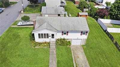 /international/us/28-city-view-parkway-johnston-ri-110108887201/