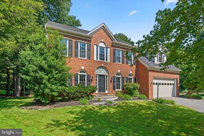 /international/us/19210-honeystone-place-brookeville-md-110100588209/