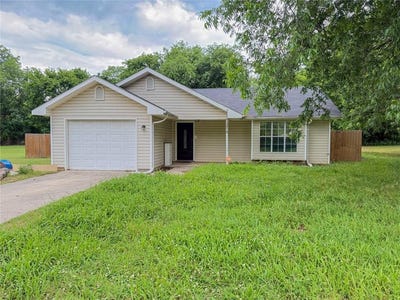 /international/us/300-n-4th-street-davis-ok-110108336379/