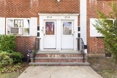 /international/us/227-16-hillside-avenue-queens-ny-110102219065/