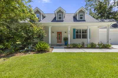 /international/us/3291-walter-drive-johns-island-sc-110101236911/