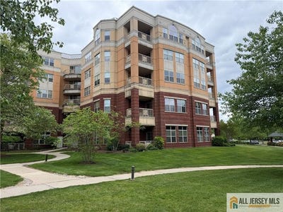 /international/us/2000-windrows-drive-plainsboro-nj-110108494813/