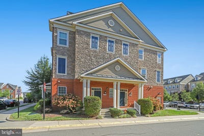 /international/us/42608-capitol-view-terrace-broadlands-va-110110211785/
