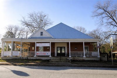 /international/us/1504-broad-street-lumpkin-ga-110107205010/