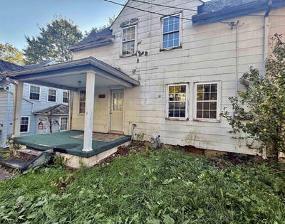 /international/us/1802-owens-avenue-fairmont-wv-110120576891/
