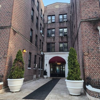 /international/us/590-parkside-ave-brooklyn-ny-110098225459/