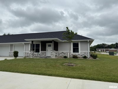 /international/us/2815-n-23rd-street-quincy-il-110100994979/