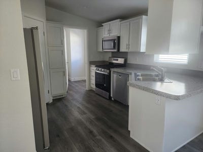 /international/us/22899-byron-rd-crestline-ca-110101120279/?lang=zh-tw