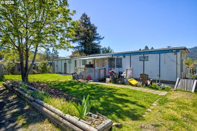 /international/us/210-adams-st-myrtlecreek-or-110103811514/