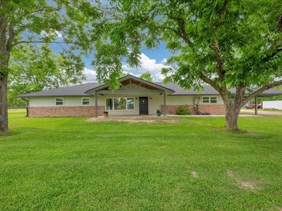 /international/us/621-e-texas-road-lufkin-tx-110108235259/
