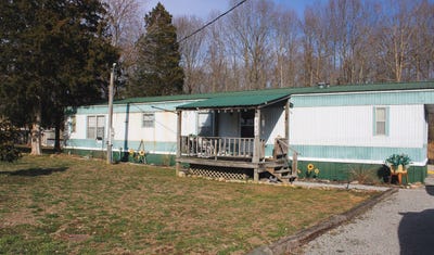 /international/us/307-geneva-dr-russell-springs-ky-110106098462/