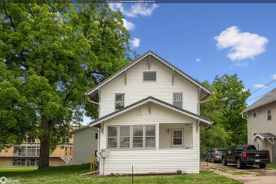 /international/us/207-franklin-street-w-mount-pleasant-ia-110099952477/