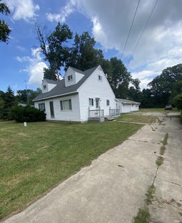 /international/us/51916-lakeland-road-elkhart-in-110101211943/