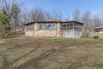 /international/us/64-trails-end-lane-doniphan-mo-110097874606/
