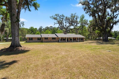 /international/us/12501-nw-112th-avenue-alachua-fl-110107512024/