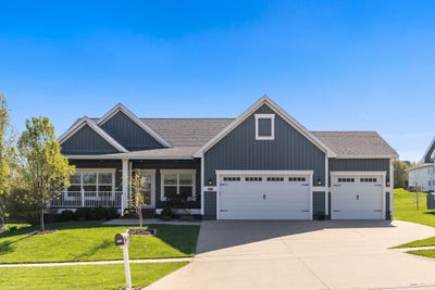 /international/us/1009-s-12th-street-adel-ia-110107461924/