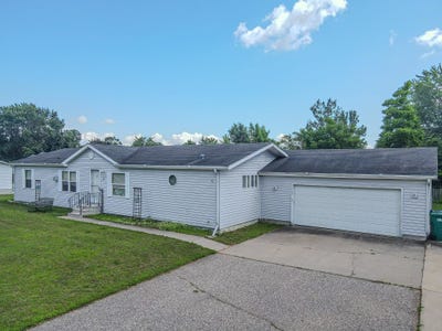 /international/us/383-w-buehler-avenue-nekoosa-wi-110101191046/