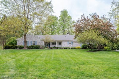 /international/us/537-coy-lane-chagrin-falls-oh-110108149215/