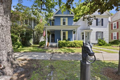 /international/us/612-w-main-street-elizabeth-city-nc-110108378629/