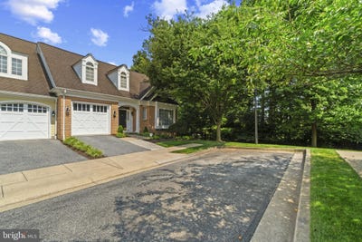 /international/us/621-dunloy-court-lutherville-timonium-md-110100969927/