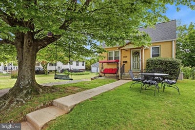 /international/us/526-garfield-avenue-glenside-pa-110108360333/