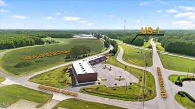 /international/us/40-industrial-park-drive-henderson-nc-110101528901/