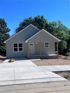 /international/us/917-redding-drive-high-point-nc-110107749707/