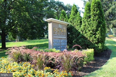 /international/us/1030-e-lancaster-ave-bryn-mawr-pa-110107714976/