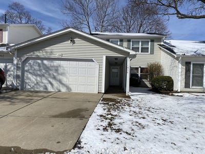 /international/us/1938-wildwood-circle-glendale-heights-il-110098162737/