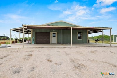 /international/us/10815-state-park-road-lockhart-tx-110101163327/