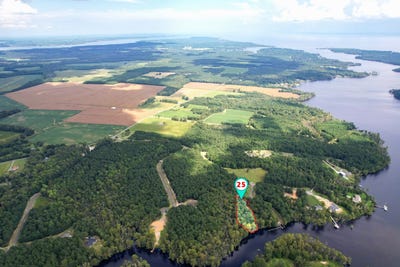 /international/us/25-legend-ferry-ct-hertford-nc-110096077598/?lang=zh-tw