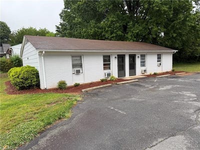 /international/us/2123-hollyrood-street-winston-salem-nc-110108232107/