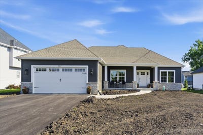 /international/us/357-pheasant-hill-drive-north-aurora-il-110108347639/