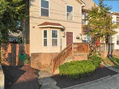 /international/us/841-w-maxwell-street-lexington-ky-110110332261/