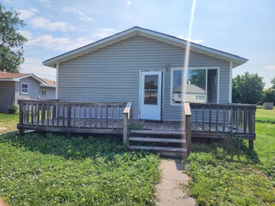/international/us/821-garfield-ave-grant-ne-110109087240/