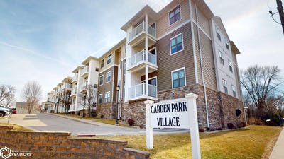 /international/us/809-7th-ave-n-102-unit-102-clear-lake-ia-110106323231/