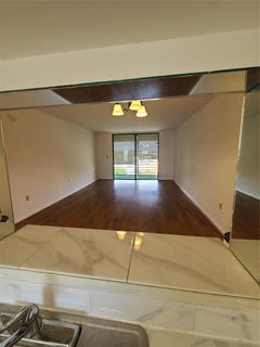 /international/us/1810-sw-81st-avenue-north-lauderdale-fl-110108202433/