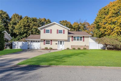/international/us/7-radburn-lane-port-jefferson-station-ny-110096115662/