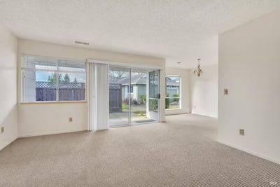 /international/us/331-pythian-road-santa-rosa-ca-110106209257/