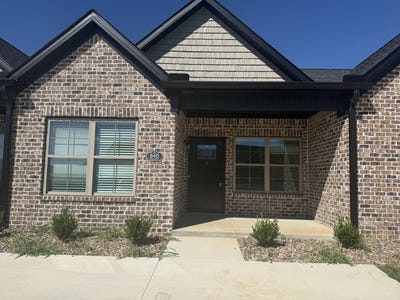/international/us/840-ridgewood-drive-berea-ky-110120039542/