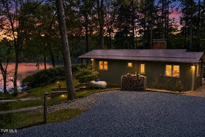 /international/us/282-ripshin-lake-road-roan-mountain-tn-110109295135/