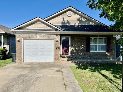 /international/us/216-christopher-drive-nicholasville-ky-110108473545/